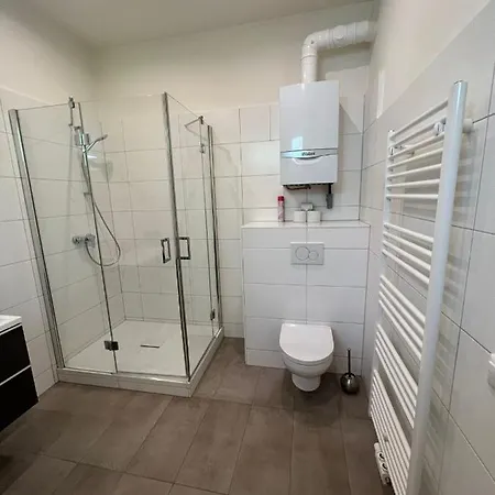 Zentrale Lage In - 2 Apartment *