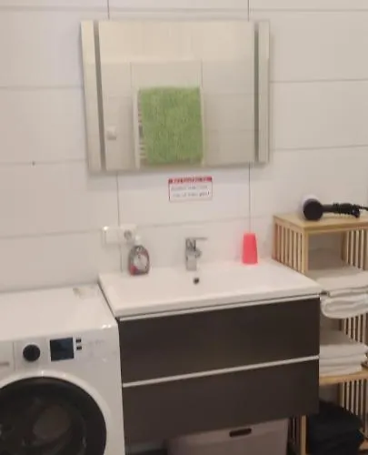 Zentrale Lage In - 2