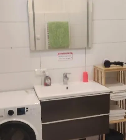 Zentrale Lage In - 2